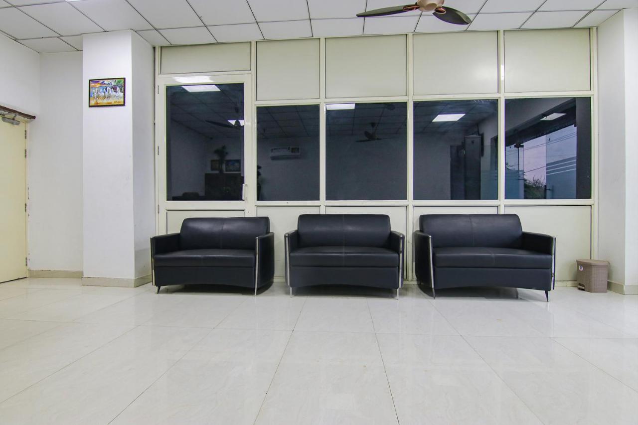 Fabhotel Grand 3* New Delhi
