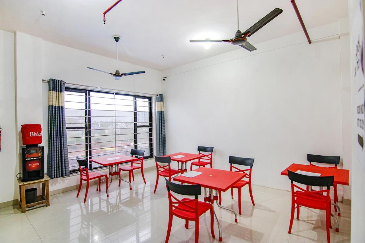 Fabhotel Grand Hotel 3*